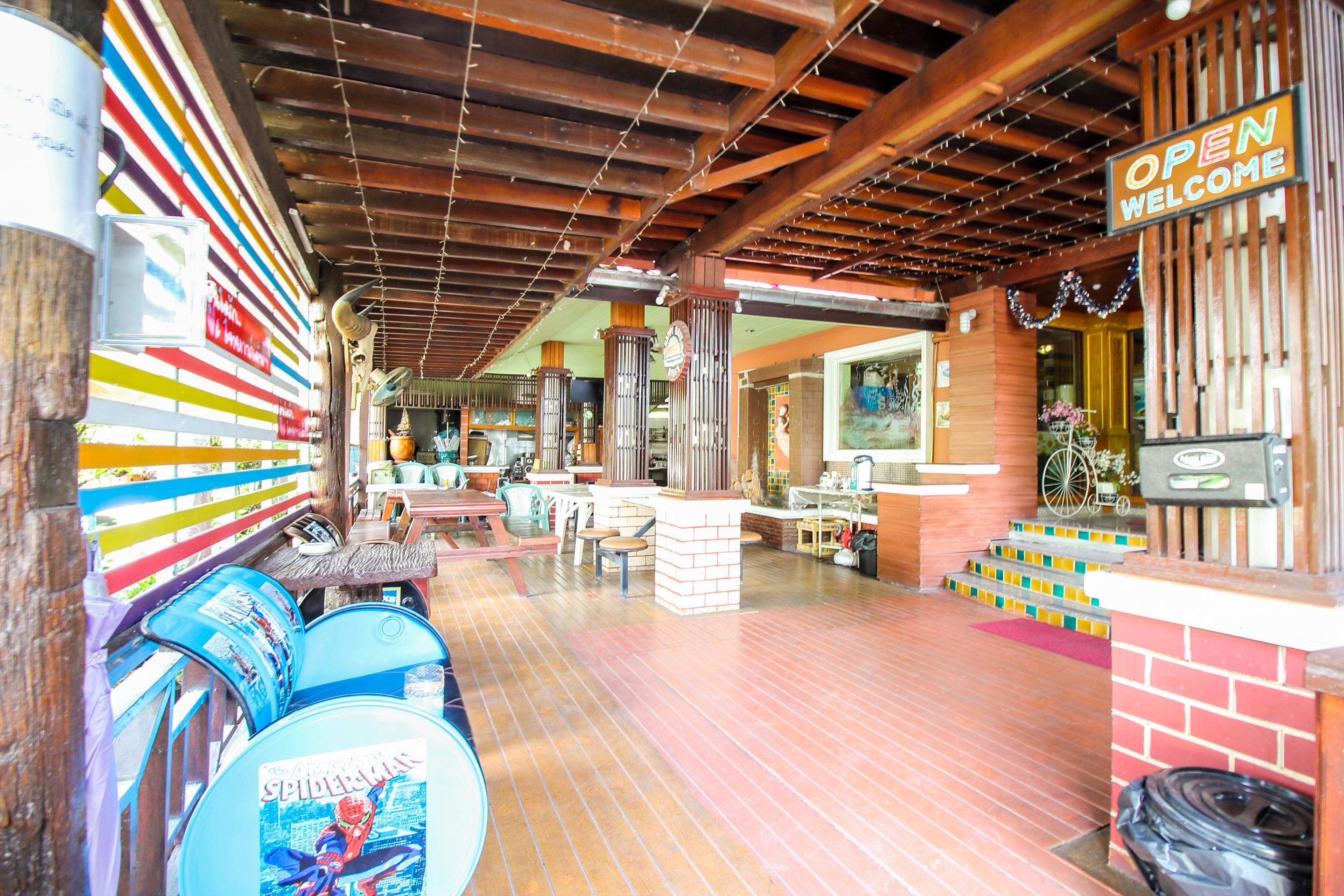 Oyo 280 Thai Garden Resort Банкок Екстериор снимка