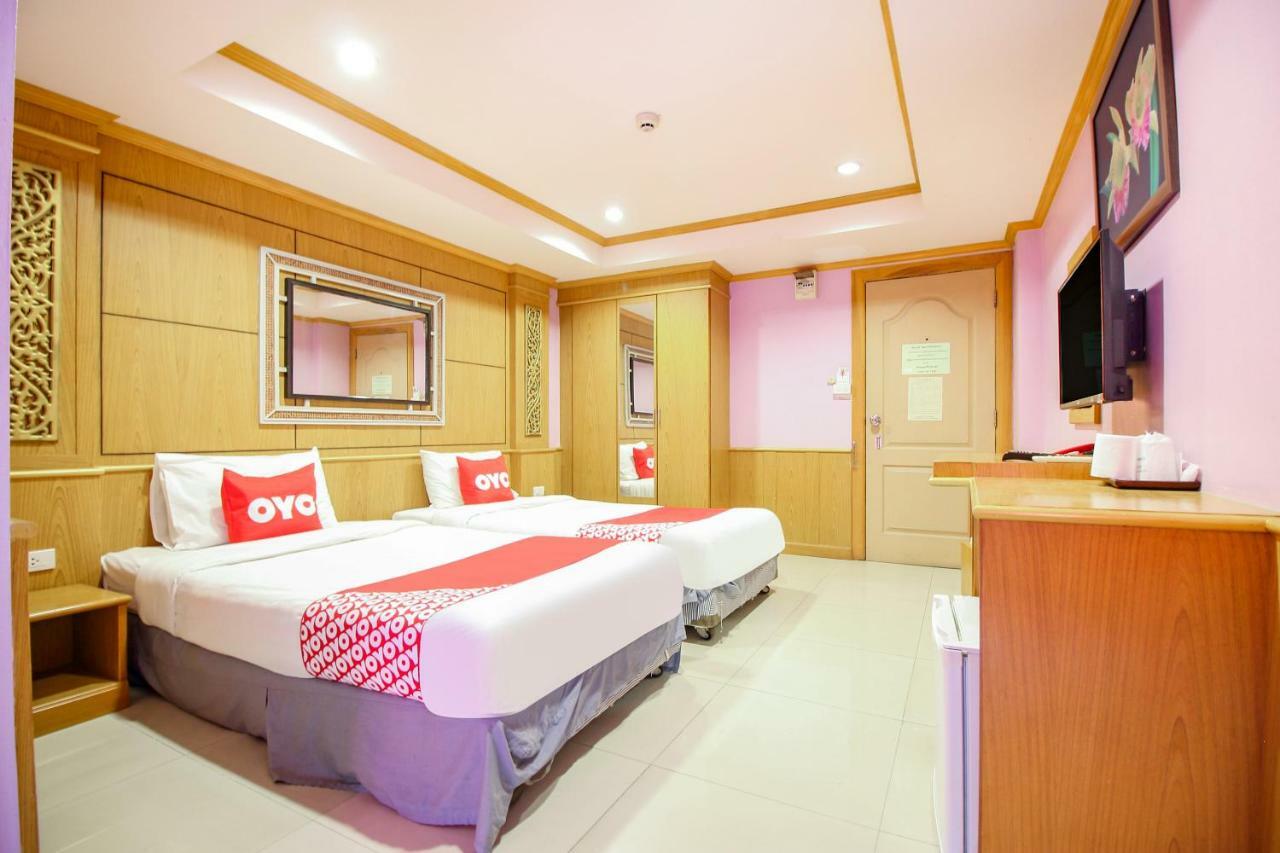 Oyo 280 Thai Garden Resort Банкок Екстериор снимка